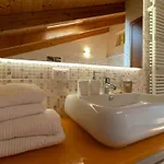 Mamma Ciccia - Casa Laura Elegant & Spacious * 曼代洛-德尔拉里奥