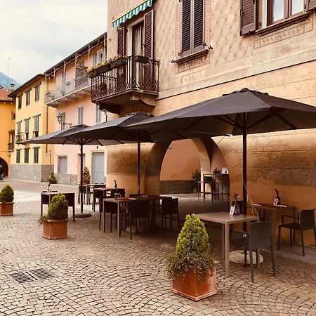 Mamma Ciccia - Casa Laura Elegant & Spacious Манделло-дель-Ларио