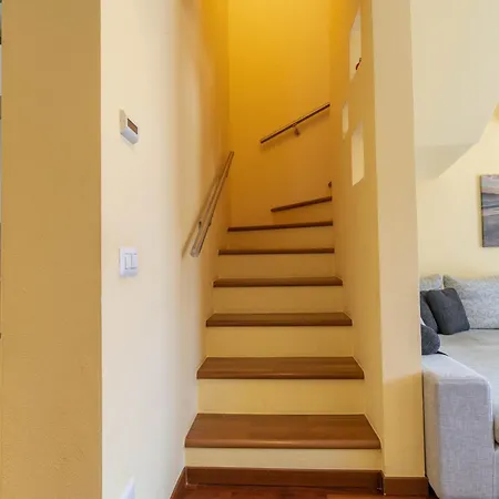 Mamma Ciccia - Casa Laura Elegant & Spacious * Mandello del Lario