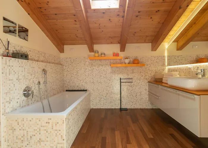 Apartamento Mamma Ciccia - Casa Laura Elegant & Spacious Mandello del Lario