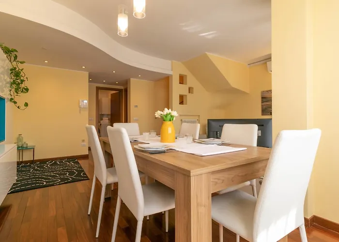Apartamento Mamma Ciccia - Casa Laura Elegant & Spacious Mandello del Lario