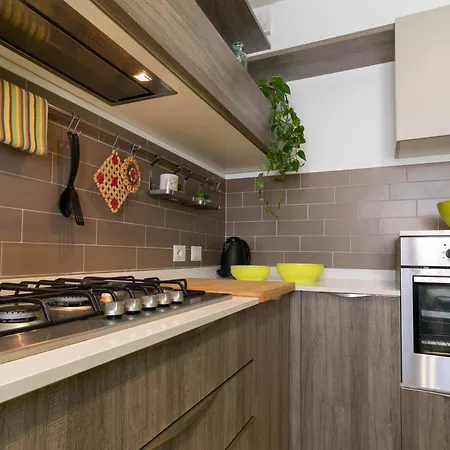 Mamma Ciccia - Casa Laura Elegant & Spacious Appartement *