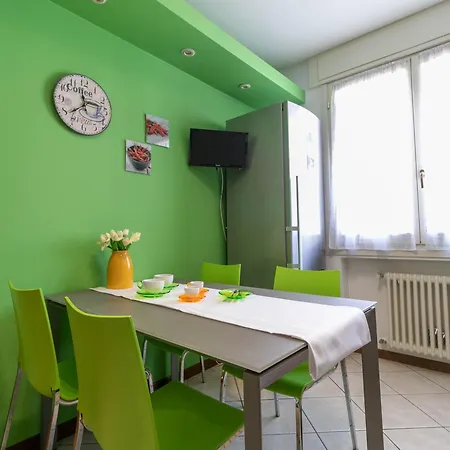 Mamma Ciccia - Casa Laura Elegant & Spacious Appartement Mandello del Lario